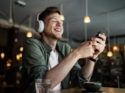 Biar Gak Ada Kasus Lagi: Kalau Keberatan Royalti, Matikan Musiknya!