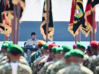 Ironi Anggaran Pertahanan Indonesia 1% terhadap PDB Ironi Anggaran Pertahanan Indonesia 1% terhadap PDB