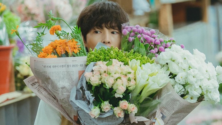 Penampilan Song Joong Ki dalam drama Korea My Youth