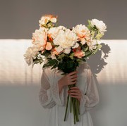 Pesona Memikat, tapi 