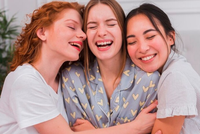 Hadapi dengan elegan. Jaga lingkungan positif dan menerima perubahan/Foto: freepik.com/freepik