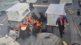 Bakamla-Korea Coast Guard Selamatkan 8 ABK WNI dari Dugaan TPPO
