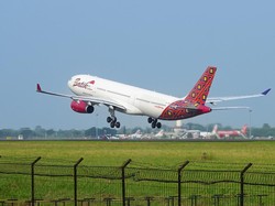 Batik Air Terbang ke Medan dengan Pesawat Besar Airbus 330-300