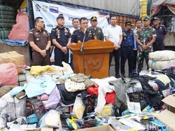 Bea Cukai Gagal Penyelundupan 10 Ribu Koli Barang Impor Ilegal di Jambi
