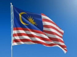 Malaysia Bagi-bagi Uang ke 22 Juta Warga untuk Rayakan Hari Kemerdekaan, Harga BBM & Listrik Turun