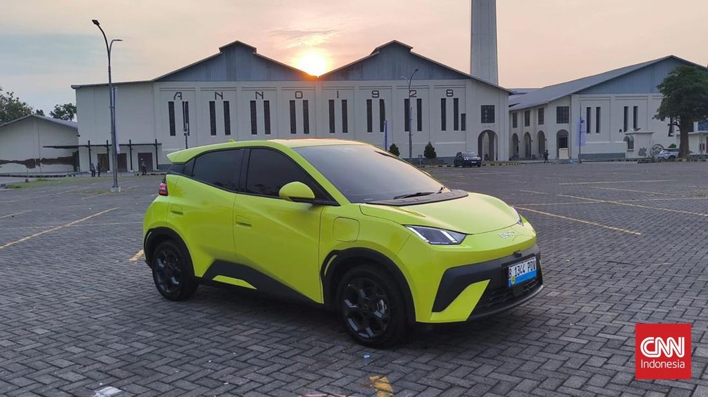 10 Mobil Listrik Terlaris 2025, Tak Ada Merek Jepang