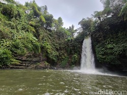 Menyusuri Pesona Keindahan Curug Bangkong Kuningan