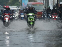 459 Warga Terdampak Akibat Banjir dan Pohon Tumbang di Bogor, 52 Rumah Rusak