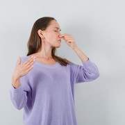 Selain Tidak Mandi, 7 Kebiasaan Sehari-hari yang Bisa Membuat Bau Badan