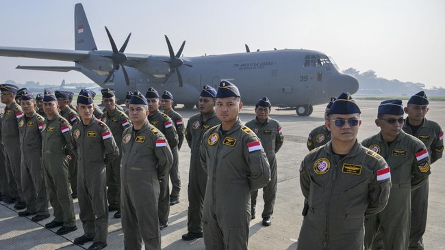 Satgas Merah Putih Pulang ke Indonesia Usai Salurkan Bantuan ke Gaza Satgas Garuda Merah Putih II sudah menyalurkan bantuan menggunakan metode airdrop di Gaza sejak Agustus.