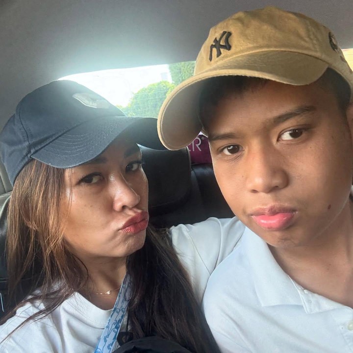<p>Presenter Melanie Putria resmi menikah dengan dokter bernama Aldico Sapardan pada 12 Februari 2022. Setelah menikah, Melanie menjadi ibu sambung dari putra semata wayang Aldico yang bernama Akira, Bunda. (Foto: Instagram @aldicosapardan/ @melanieputria)</p>
