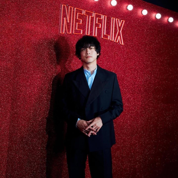 <p>Kemunculan Kentaro dalam <em>teaser</em> itu tentunya membuat banyak orang penasaran mencari tahu tentangnya. Seperti yang diketahui, Kentaro mengawali debutnya di dunia hiburan sebagai model pada 2010. Kemudian, ia melebarkan sayapnya dengan menggeluti dunia akting dan berhasil mengambil berbagai peran dalam banyak film dan drama.&nbsp;&nbsp;(Foto: Instagram@sakaguchikentaro)</p>