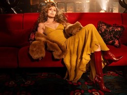 Lirik Lagu Easy Lover - Miley Cyrus