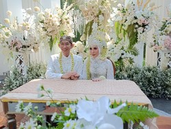 Melly Goeslaw dan Anto Hoed Nikah Lagi?