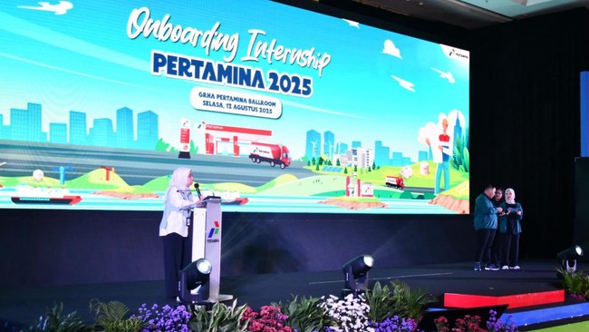 Pada kegiatan ini, peserta magang mendapatkan arahan mengenai bisnis Pertamina, tata nilai AKHLAK, hingga aspek Health Safety Security and Environment (HSSE).