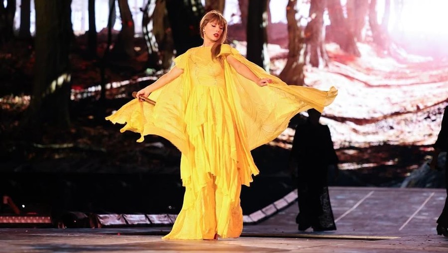 Taylor Swift/Insertlive.com Lirik Lagu loml - Taylor Swift
