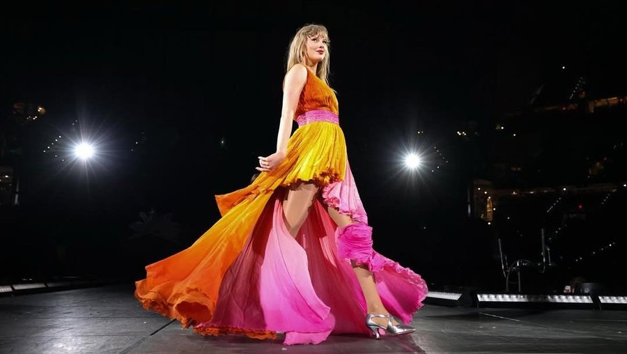 Taylor Swift/Insertlive.com Lirik Lagu loml - Taylor Swift