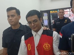 Vadel Badjideh Terima Kasih ke Fitri Salhuteru karena Mau Jadi Saksi