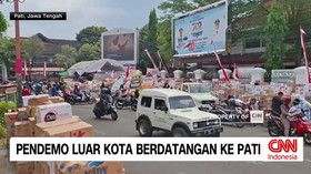 VIDEO: Tuntut Bupati Pati Mundur, Pendemo Luar Kota Berdatangan