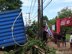 9 Siswa SD Tertimpa Boks Kontainer Pulang Awal Usai Lomba 17-an