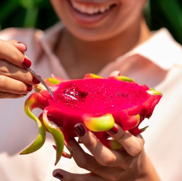 Kaya Akan Nutrisi, Ternyata Makan Buah Naga Punya 5 Efek Samping Buat Tubuh!
