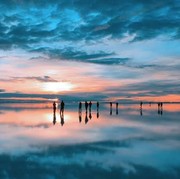 7 Fakta Salar de Uyuni, Dataran Garam Terbesar yang Dijuluki Cermin Dunia