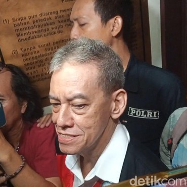 Fariz RM Dijatuhi Hukuman 10 Bulan Penjara & Denda Rp800 Juta
