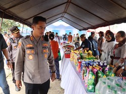 Beras SPHP Ludes Diserbu Warga di Gerakan Pangan Murah Polres Gianyar