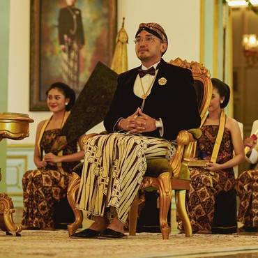 Pendidikan Gusti Bhre, Orang Kepercayaan Gibran yang Dicopot dari Komisaris KAI