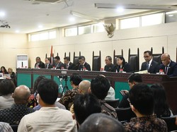 97 Pelaku Usaha Jadi Terlapor dalam Sidang Dugaan Kartel Pinjol