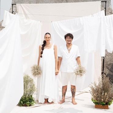 Nikah Beda Agama Dengan Dimas Anggara, Nadine Chandrawinata: Tahun Kedua Paling Berat