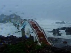 Taiwan Porak-Poranda Dihajar Podul, Destinasi Wisatanya Tutup Sementara