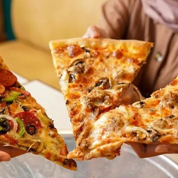 Top 5 List: Tempat Makan Pizza Lokal di Bandung, Enak dan Punya Rasa Unik!
