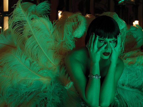 Taylor Undang Swifties ke Perilisan Album Showgirl di Bioskop