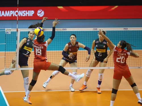 Top 3 Sports: Indonesia kalah dari Italia, 6 Wakil ke 16 Besar