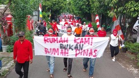 Warga Kebayoran Lama Jaksel Demo Tolak Pengosongan Rumah oleh Kostrad