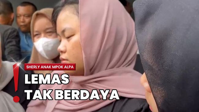 Kondisi Drop, Sherly Pingsan Berkali-kali usai Mpok Alpa Berpulang