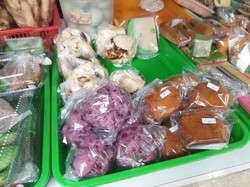 Jangan Jadi Kolombus! Ini 3 Etiket Bungkus Makanan Saat di Acara