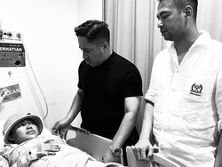 Begini Tatapan Kosong Mpok Alpa Saat Dijenguk Raffi Ahmad dan Irfan Hakim