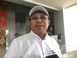 Bupati LAZ soal Legalisasi Tambang Emas Sekotong: Pemkab Harus Ikut Campur