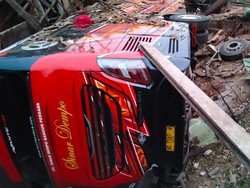 Bus Sinar Dempo Tabrak Rumah di Muara Enim, 6 Orang Luka-luka
