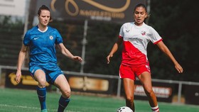 Claudia Scheunemann Debut di Utrecht Lawan Chelsea
