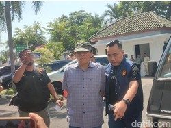 Momen Ketua Parpol di Jateng Tersangka Penyedia Striptis Dilimpahkan ke Jaksa