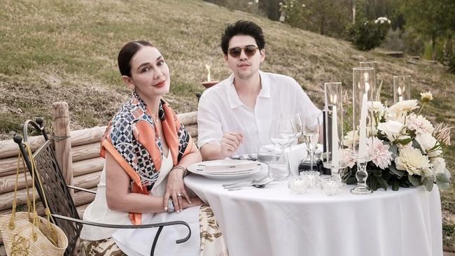 Luna Maya dan Maxime Bouttier Bongkar Hal Unik di Ranjang