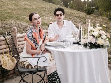 Luna Maya dan Maxime Bouttier Bongkar Hal Unik di Ranjang