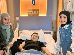 Senyum Mpok Alpa Saat Dijenguk Kristina Sebelum Meninggal Dunia