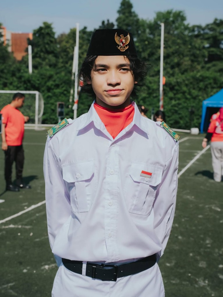 Noah Sinclair jadi petugas upacara