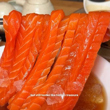 Jedar Masuk RS Usai Makan Sashimi Platter, Ini Bahaya Ikan Mentah Bagi Tubuh