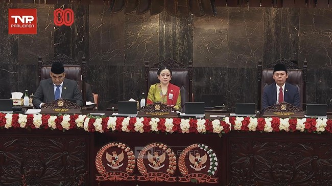 Di sidang tahunan MPR, Puan Maharani menekankan kritik dan menentang kebijakan tak boleh menjadi api yang memecah bangsa.