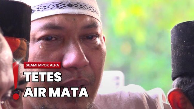 Momen Haru Aji Darmaji Lepas Mpok Alpa ke Liang Lahad